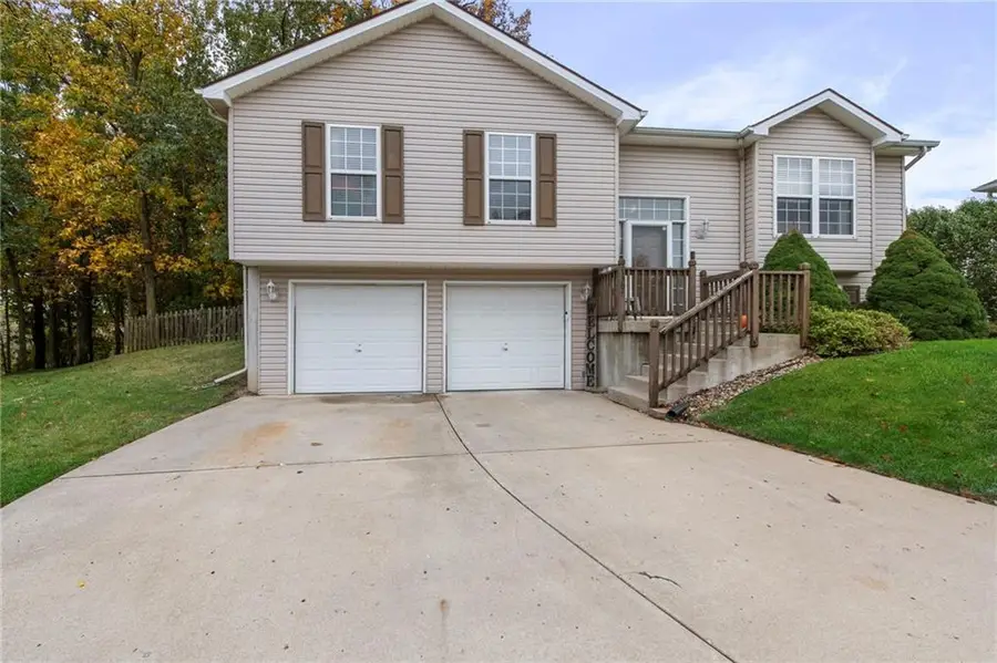 1305 NW 74th Place, Kansas City, MO 64118 - Image #2