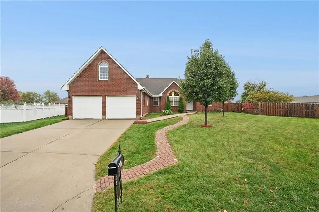 701 Mount Hope Circle, Odessa, MO 64076 - Image #1