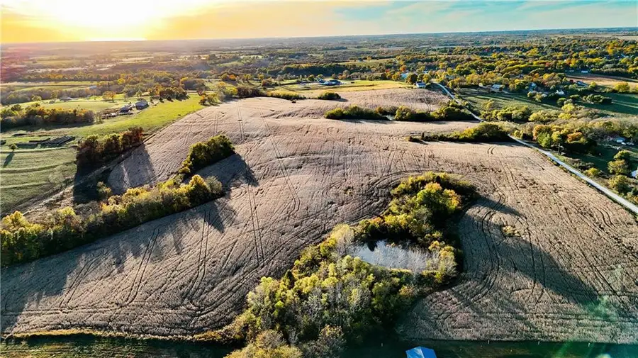 Quartz And Elm Street, Gallatin, MO 64640 - Image #2