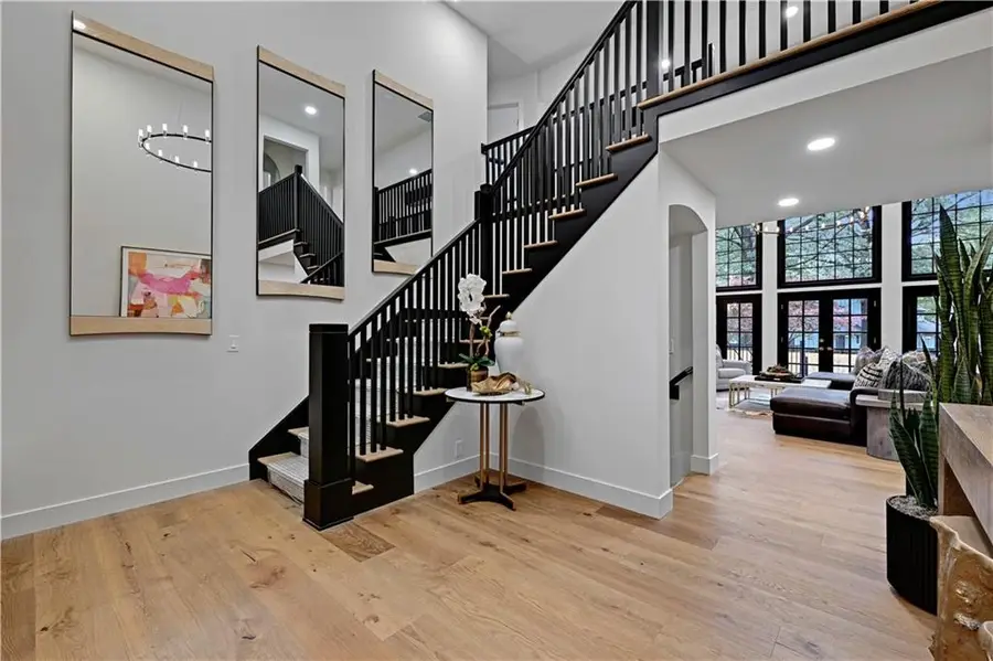 10209 Hemlock Drive, Overland Park, KS 66212 - Image #2