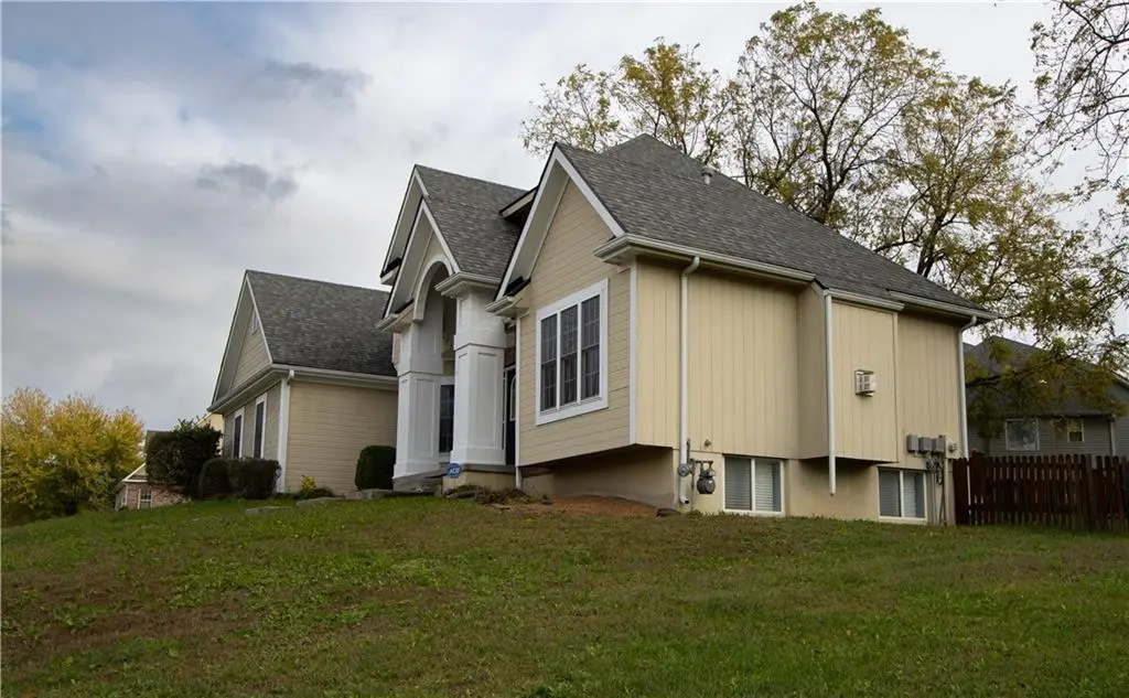 516 Westgate Court, Warrensburg, MO 64093 - Image #1