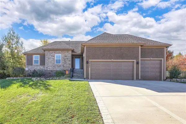 20721 W 72nd Terrace, Shawnee, KS 66218