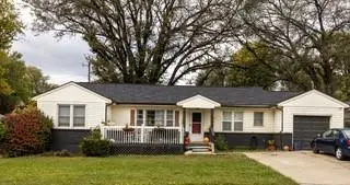 248 Range Line Road, Liberty, MO 64068