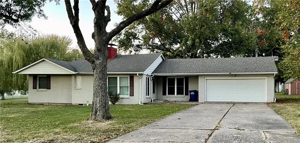 409 E Burns Street, Gallatin, MO 64640 - Image #1