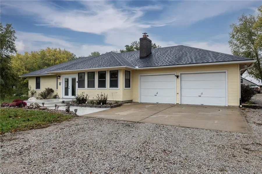 17135 Smith Road, Smithville, MO 64089 - Image #2