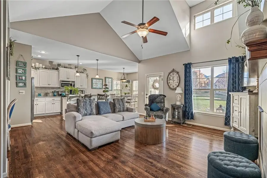 16883 W 164th Place, Olathe, KS 66062 - Image #3