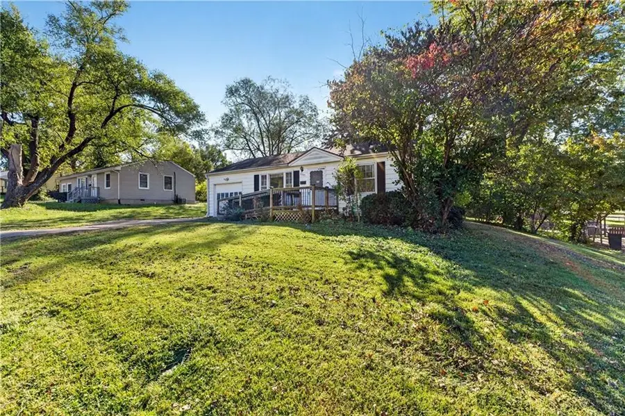 11307 E 77th Terrace, Raytown, MO 64138 - Image #2