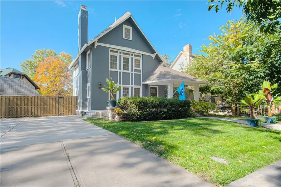 5910 Walnut Street, Kansas City, MO 64113 - Image #2