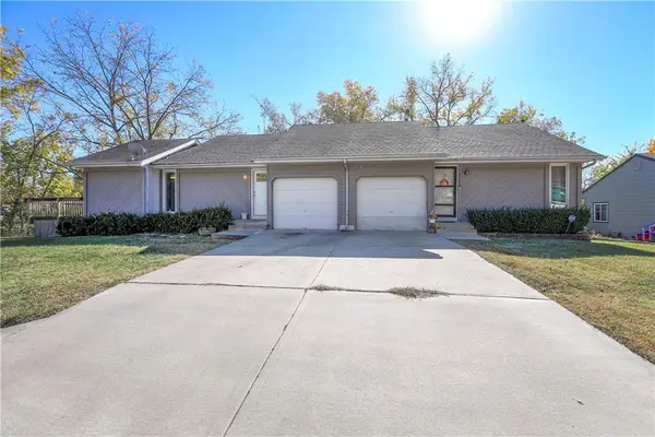 711 NE Ash Street #B, Lee's Summit, MO 64063