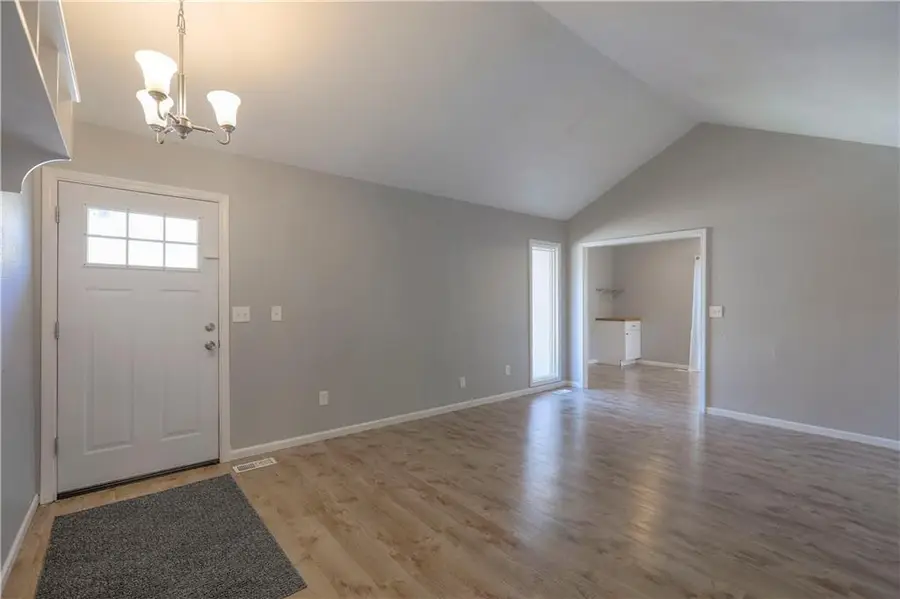 711 NE Ash Street #B, Lees Summit, MO 64063 - Image #2