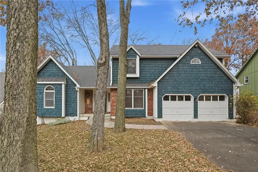 1113 NW Forest Drive, Blue Springs, MO 64015 - Image #2