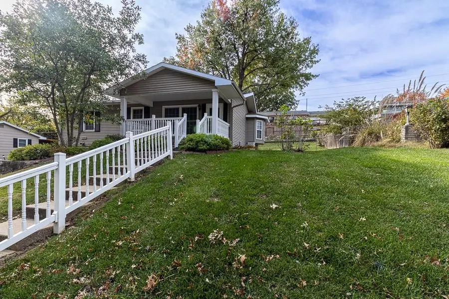 3508 E Lantern Lane, Saint Joseph, MO 64506 - Image #3