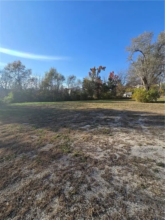 405 E 85th Street, Kansas City, MO 64131 - Image #3