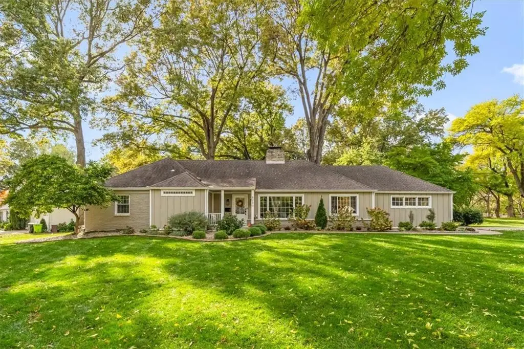 8200 Ensley Lane, Leawood, KS 66206 - Image #1