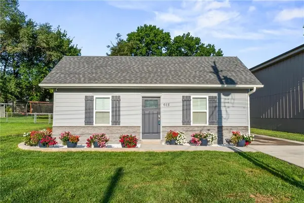 618 NW Thieme Street, Grain Valley, MO 64029