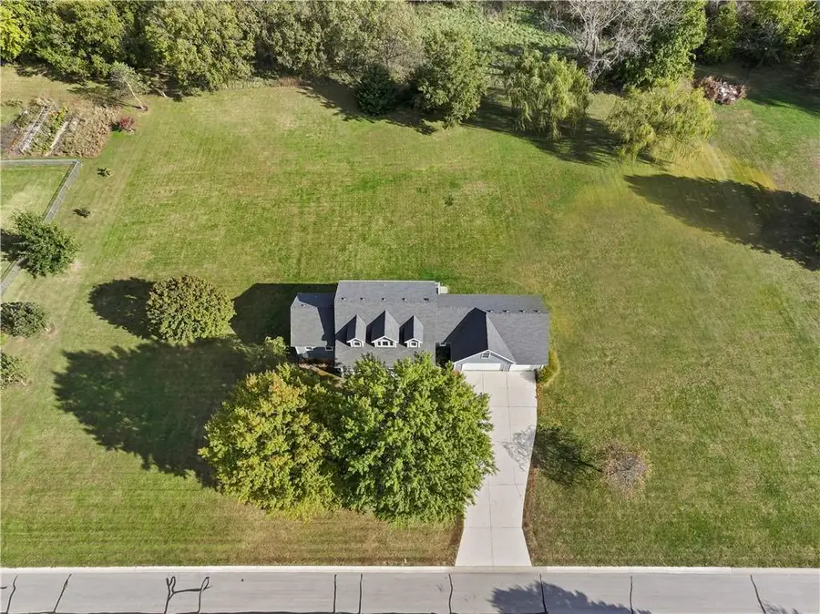 15145 Lakeport Lane, Carroll, MO 64068 - Image #3