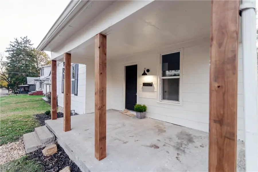 921 N 6th Street, Atchison, KS 66002 - Image #3