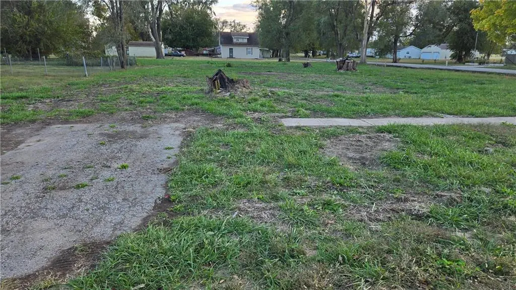 1320 Elijah Street, Saint Joseph, MO 64504 - Image #1