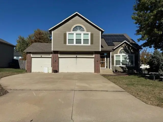 1010 Wiltshire Boulevard, Raymore, MO 64083 - Image #1