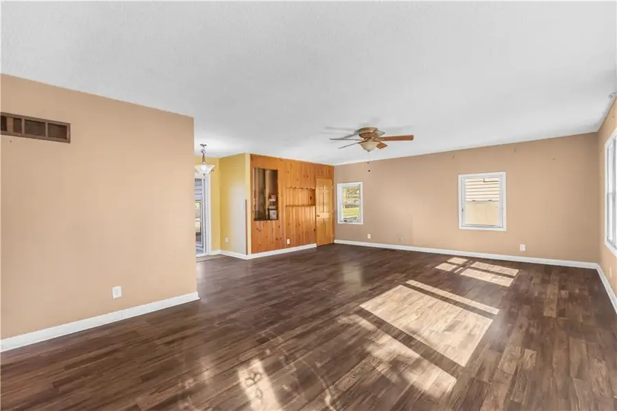 426 NW 81st Street, Kansas City, MO 64118 - Image #2