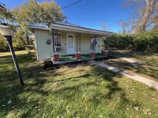 22298 Elk Road, Lawson, MO 64062