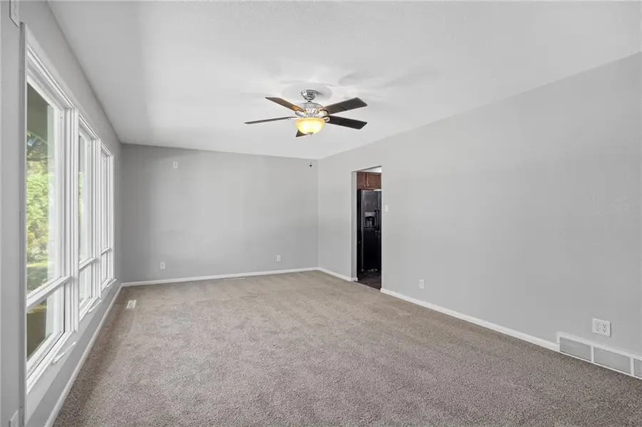 2701 S 20th Street, Saint Joseph, MO 64503 - Image #3