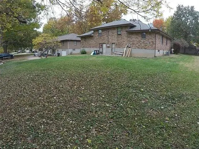 200 NE Knox Street, Blue Springs, MO 64014 - Image #2