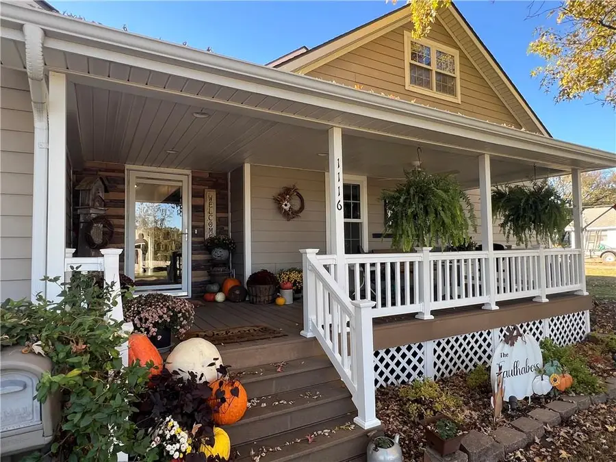 1116 N Buckeye Street, Iola, KS 66749 - Image #2