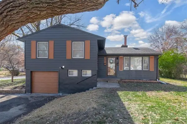 301 Brookside Drive, Belton, MO 64012