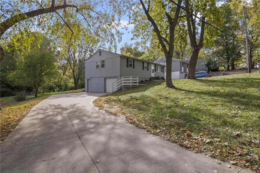 6929 NE 53rd Street, Kansas City, MO 64119 - Image #2
