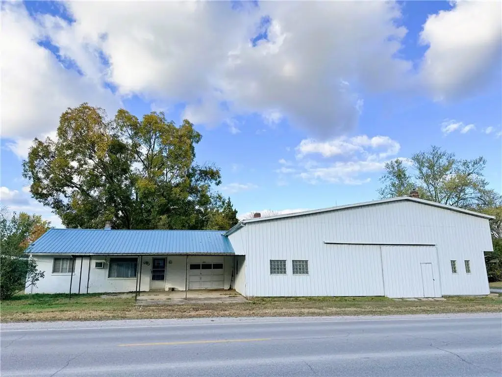 424 E Walnut Street, Rich Hill, MO 64779 - Image #1