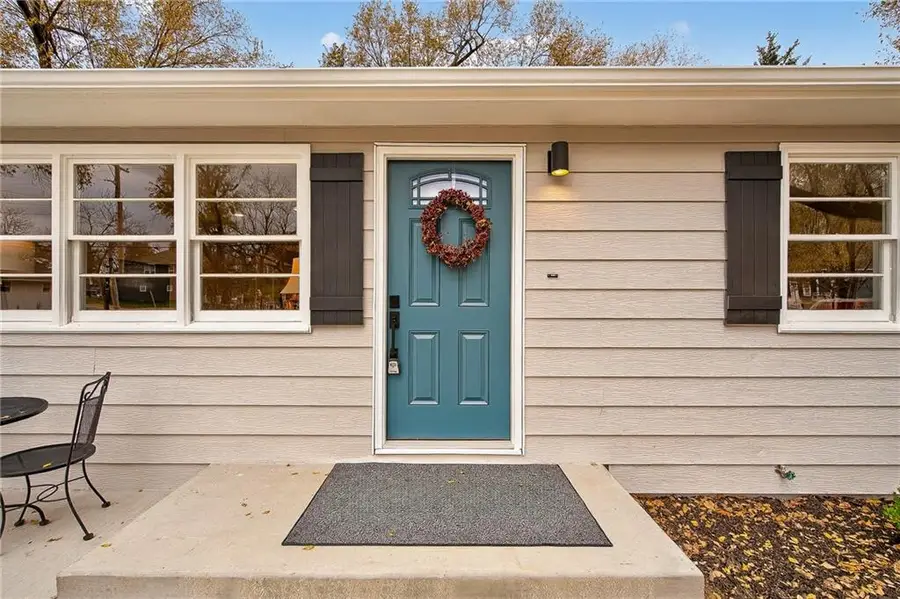 318 N Park Street, Bonner Springs, KS 66012 - Image #3