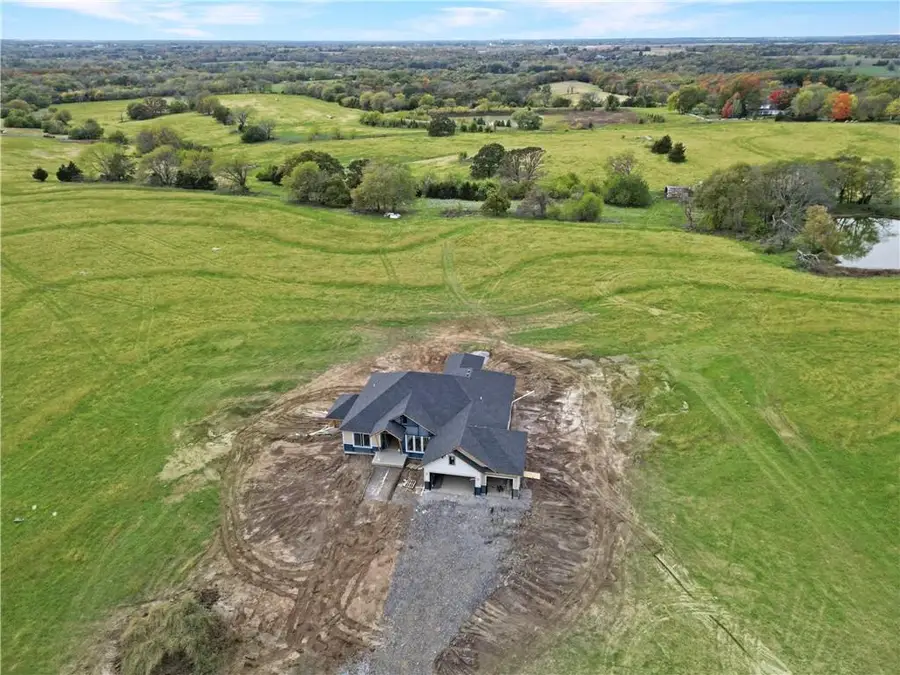 22663 Cherry Tree Lane, Sedalia, MO 65301 - Image #3