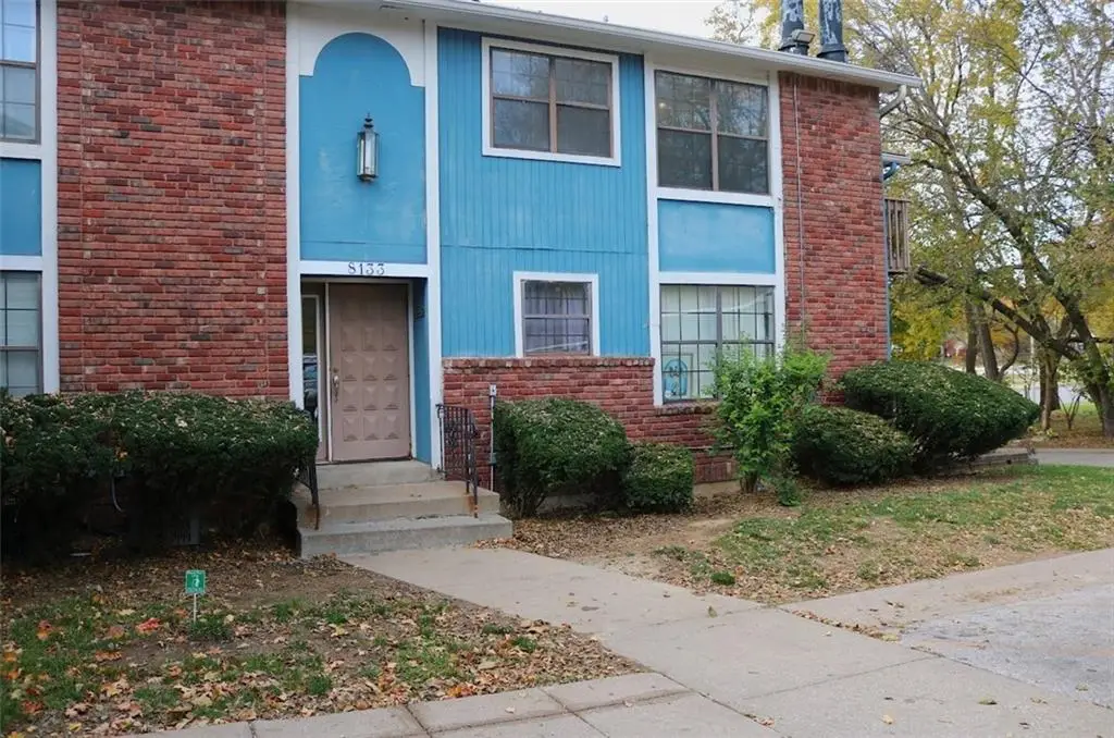 8133 Holmes Road #101, Kansas City, MO 64131 - Image #1