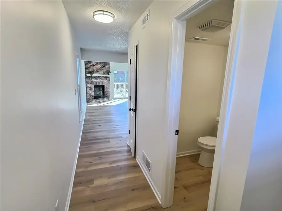 309B E Main Street #B, Smithville, MO 64089 - Image #2