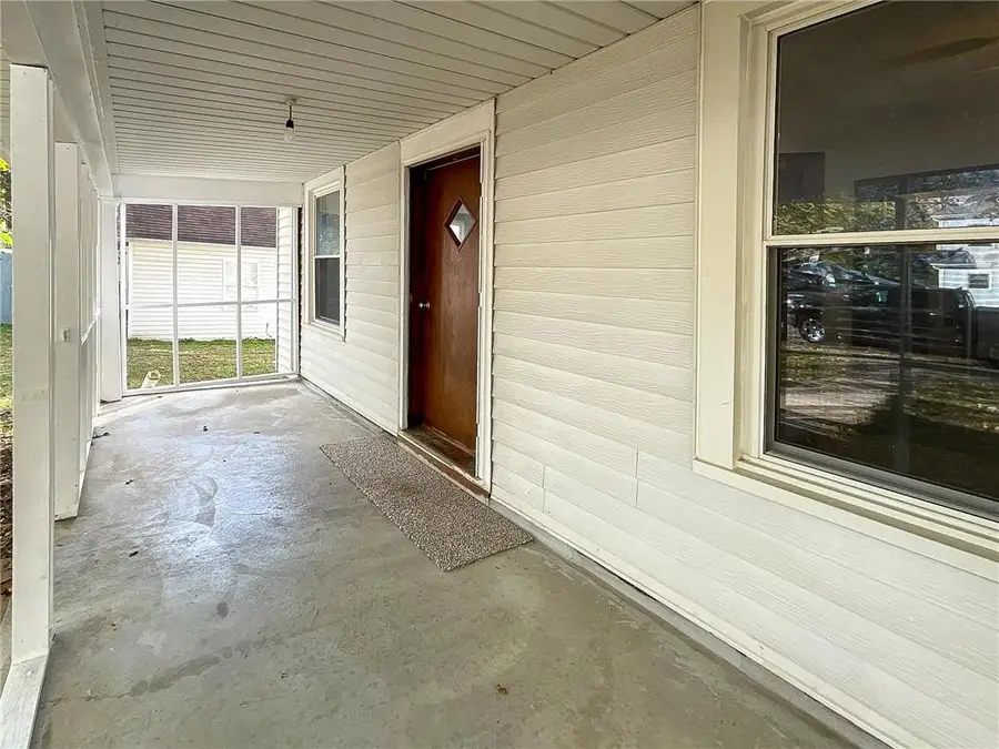 104 S Elm Street, Sweet Springs, MO 65351 - Image #2