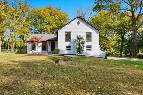 10051 Melrose Drive, Overland Park, KS 66214