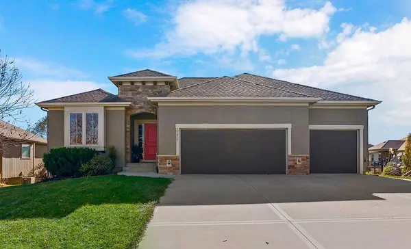 19435 W 200th Terrace, Spring Hill, KS 66083