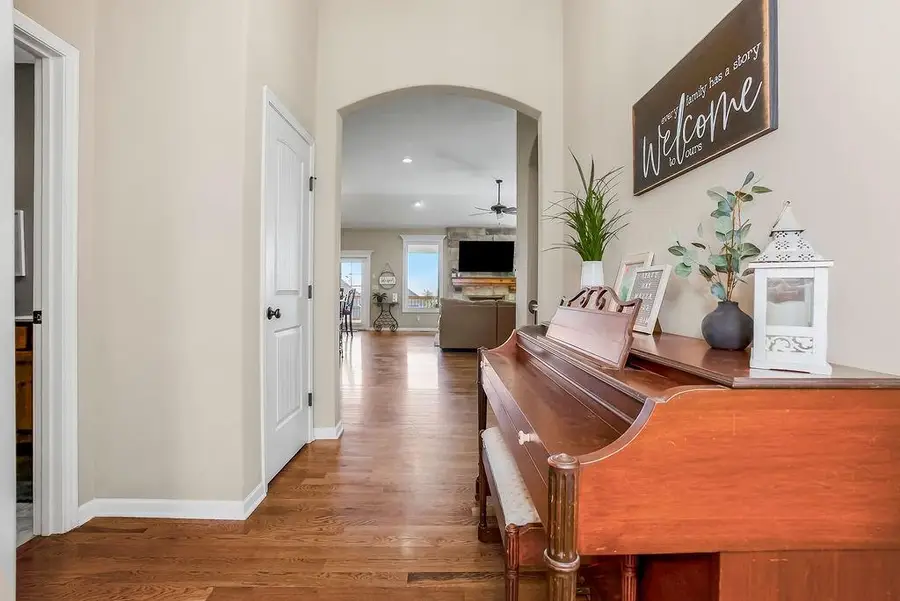 19435 W 200th Terrace, Spring Hill, KS 66083 - Image #3