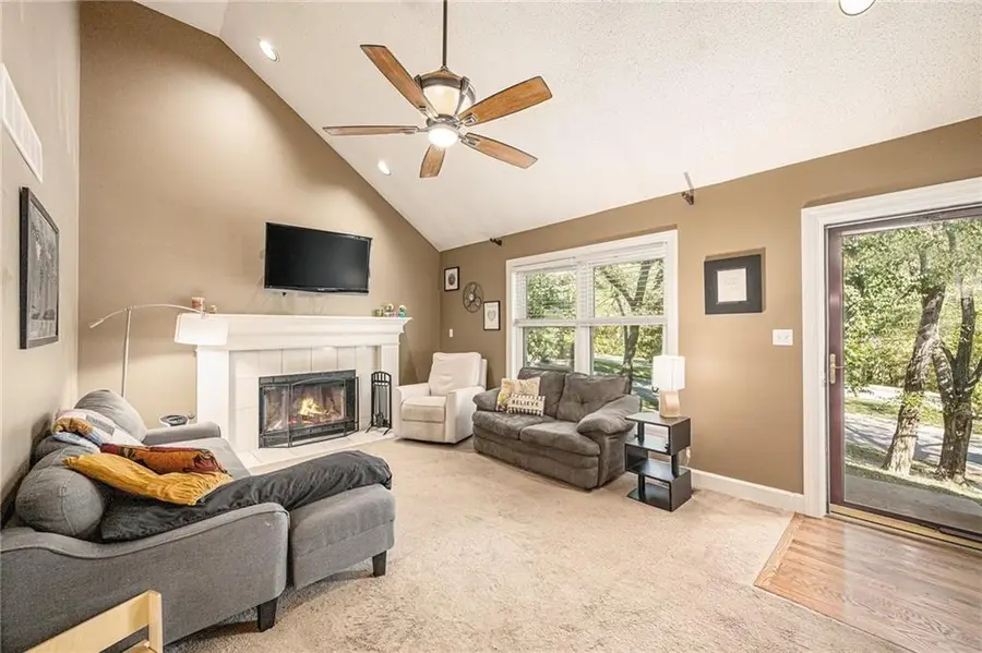 3542 NE Rock Creek Drive, Kansas City, MO 64116 - Image #2