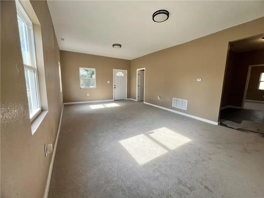 407 S Washington N/a, La Harpe, KS 66751 - Image #2