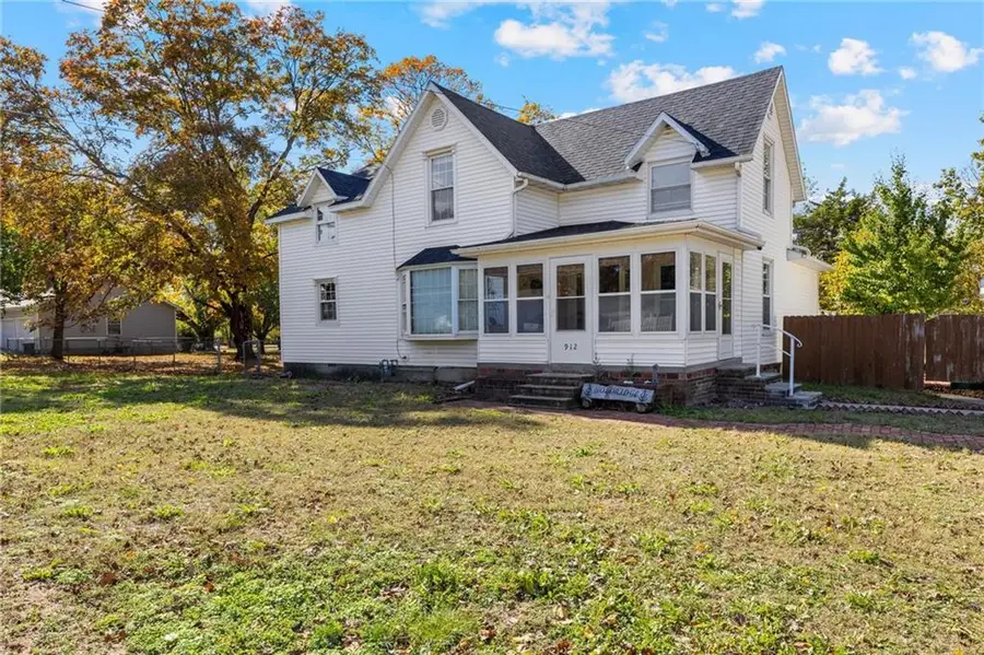 912 S Margrave Street, Fort Scott, KS 66701 - Image #3