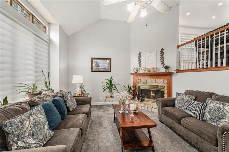 15212 Riley Street, Overland Park, KS 66223 - Image #3