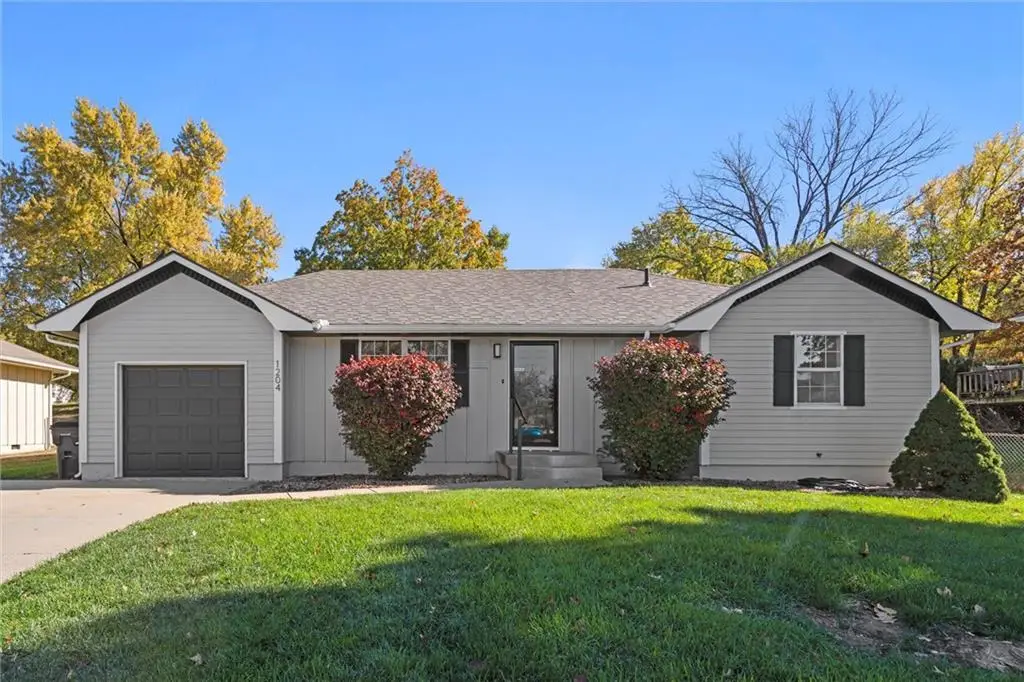 1204 NW 55th Street, Blue Springs, MO 64015 - Image #1