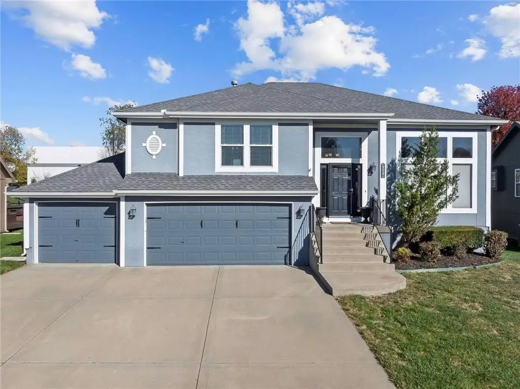 978 Sherman Drive, Liberty, MO 64068 - Image #1