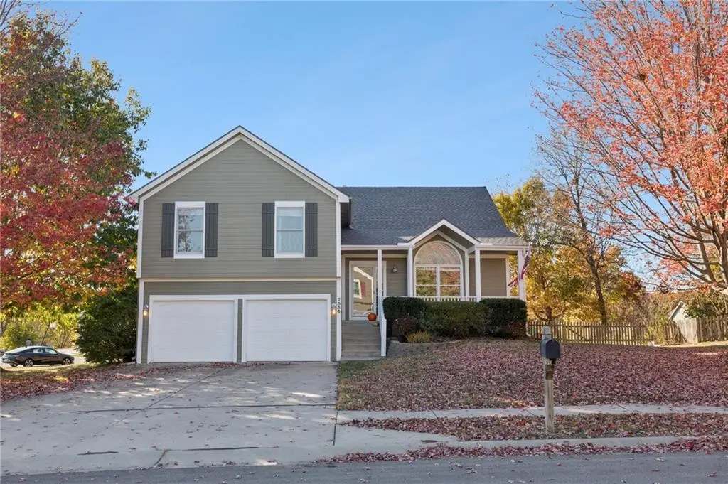 7336 N Wallace Avenue, Kansas City, MO 64158 - Image #1