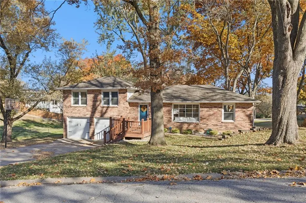 6205 NW Karen Road, Kansas City, MO 64151 - Image #1