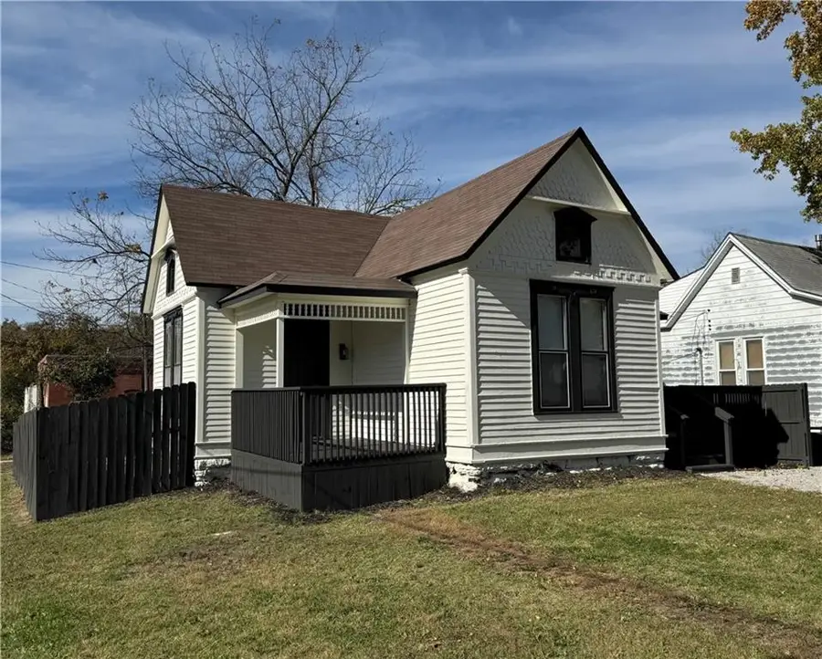 613 S Washington Street, Clinton, MO 64735 - Image #2