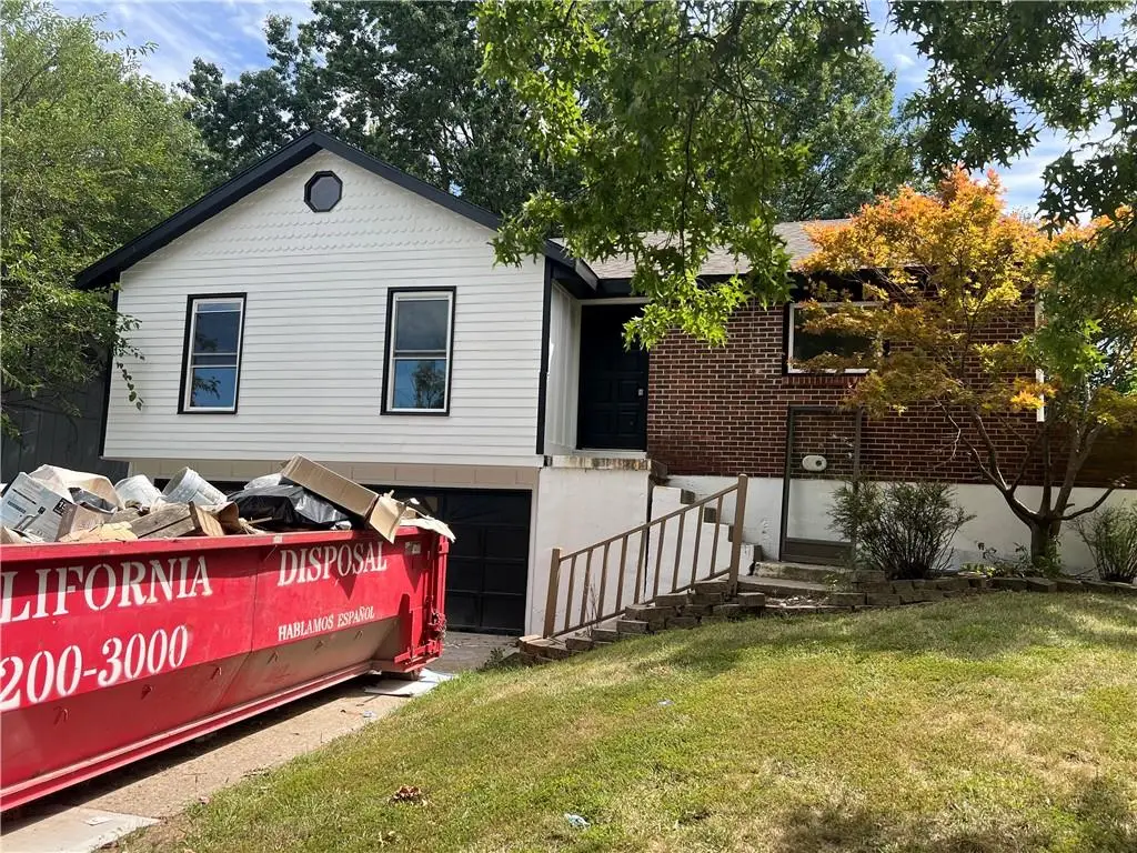 917 NE 108th Terrace, Kansas City, MO 64155 - Image #1