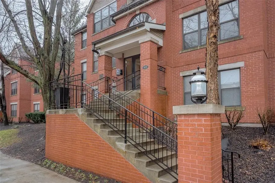 435 W 9th #103 Street #103, Kansas City, MO 64105 - Image #2